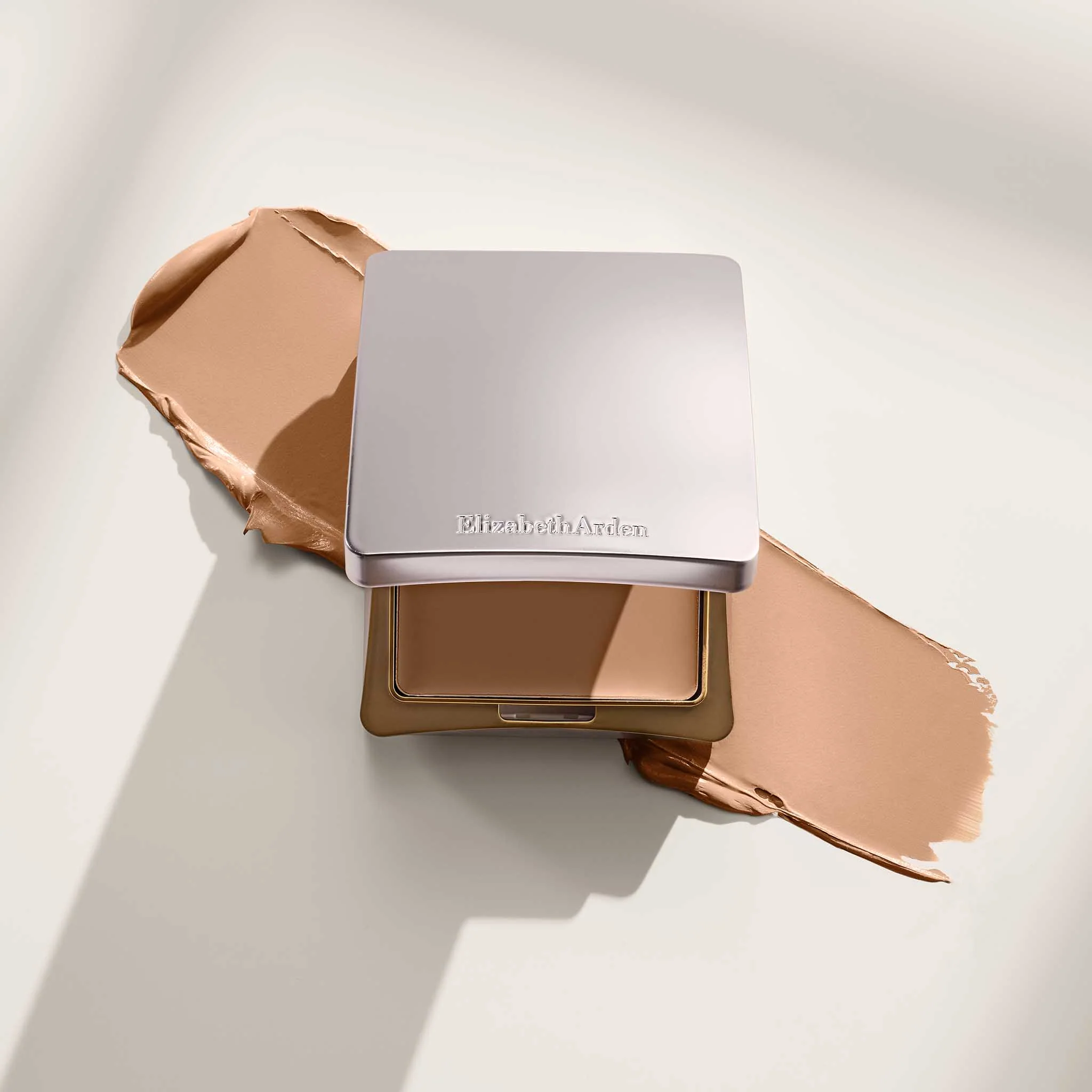 Flawless Finish Sponge-On Cream Makeup - Image 30